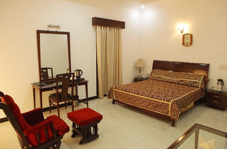 Gajraula Haveli Resort Екстериор снимка